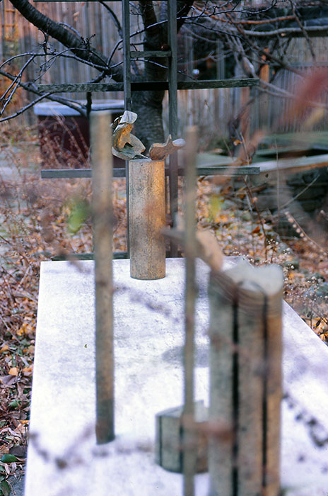 <strong>Envol virtuel (maquette)</strong><BR>1988<BR>bronze<BR>54 x 183 x 61 cm<BR>Photo : Michel Brault<BR><br><br>© Succession Charles Daudelin /SODRAC