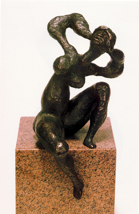 <strong><i>Cassiopée</i></strong><BR>1963<BR>Bronze<BR>25,5 x 14 x 15 cm<BR><i></i><BR><BR><br><h9 style='font-size:.8em'>Photo : Pierre Longtin<br>1/2</h9><BR><br><br><h9 style='font-size:.8em'>© Succession Charles Daudelin /COVA-DAAV