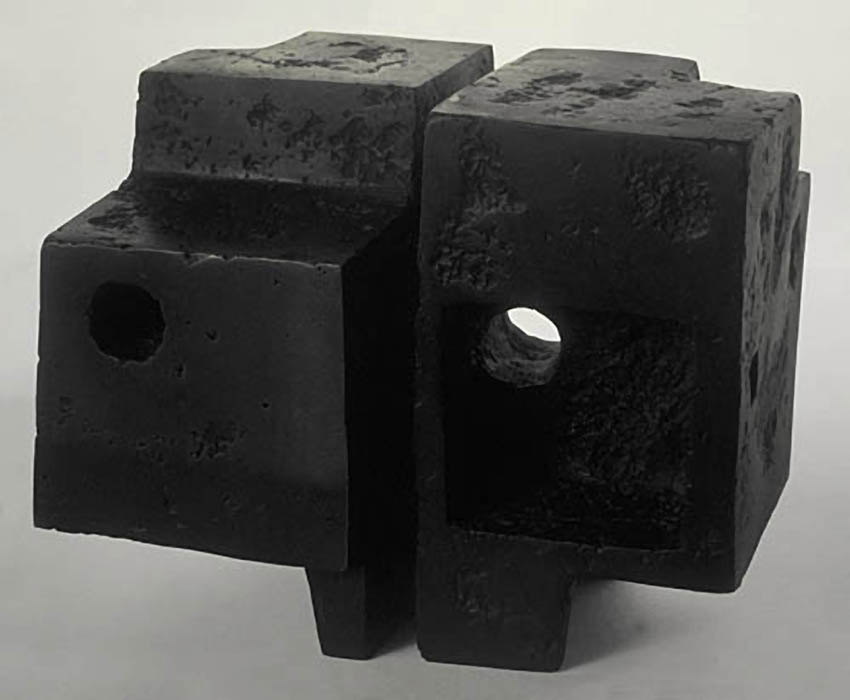 <strong>Antrenoir</strong><BR>1969<BR>Bronze<BR>21 x 26.5 x 16.5 cm<BR>Photo : Musée d’art contemporain de Montréal<BR><br><br>© Succession Charles Daudelin /COVA-DAAV