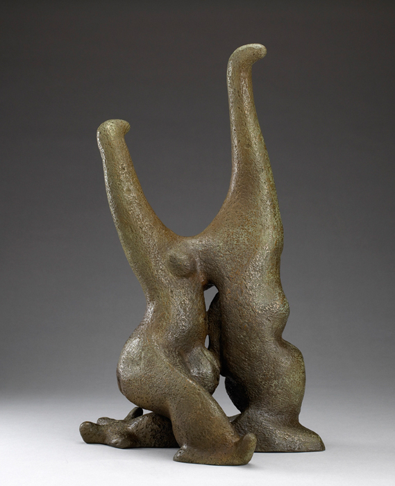 <strong><i>Habitants des Îles</i></strong><BR>1946<BR>Bronze, fonte de 1983<BR>56,5 x 35 x 27 cm<BR><i></i><BR><BR><h9 style='font-size:.8em'>Photo : 4/4</h9><BR><br><br><h9 style='font-size:.8em'>© Succession Charles Daudelin /COVA-DAAV