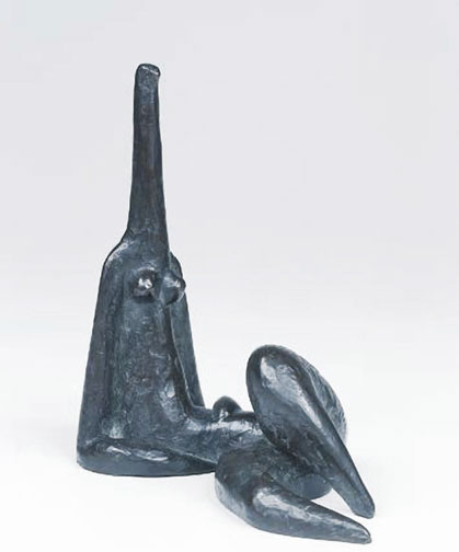 <strong>Femme au long cou</strong><BR>1965<BR>Bronze, fonte de 1992<BR>16,5  x 15,5 cm<BR>Photo : François Lafrance<BR><br><br>© Succession Charles Daudelin /COVA-DAAV