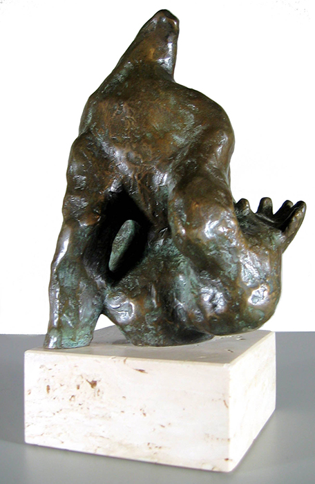 <strong>Repos</strong><BR>1988<BR>Bronze<BR>17 x 12 x 10,5 cm<BR>Photo : Musée du Bas-Saint-Laurent<BR><br><br>© Succession Charles Daudelin /SODRAC
