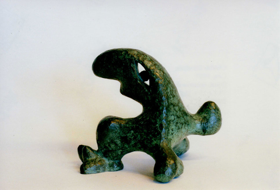 <strong>Coq</strong><BR>1947<BR>Bronze, fonte de 1988<BR>19 x 25 x 19,5 cm<BR>Photo : Musée des maîtres et artisans du Québec<BR><br><br>© Succession Charles Daudelin /SODRAC