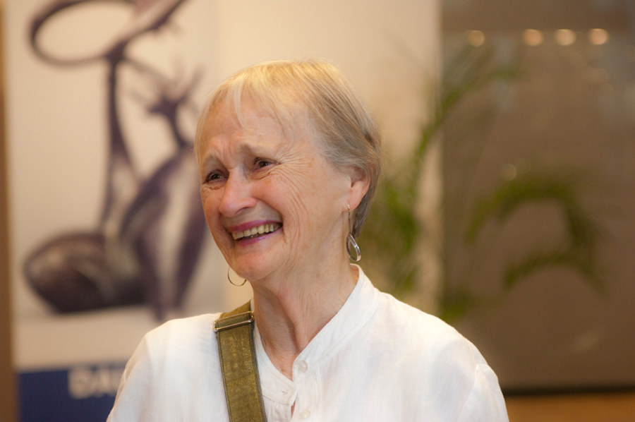 <strong>Ouverture de la salle permanente Daudelin </strong><BR>2009<BR><br><BR><i>Louise Daudelin</i><BR><BR><br><br>© Succession Charles Daudelin /COVA-DAAV